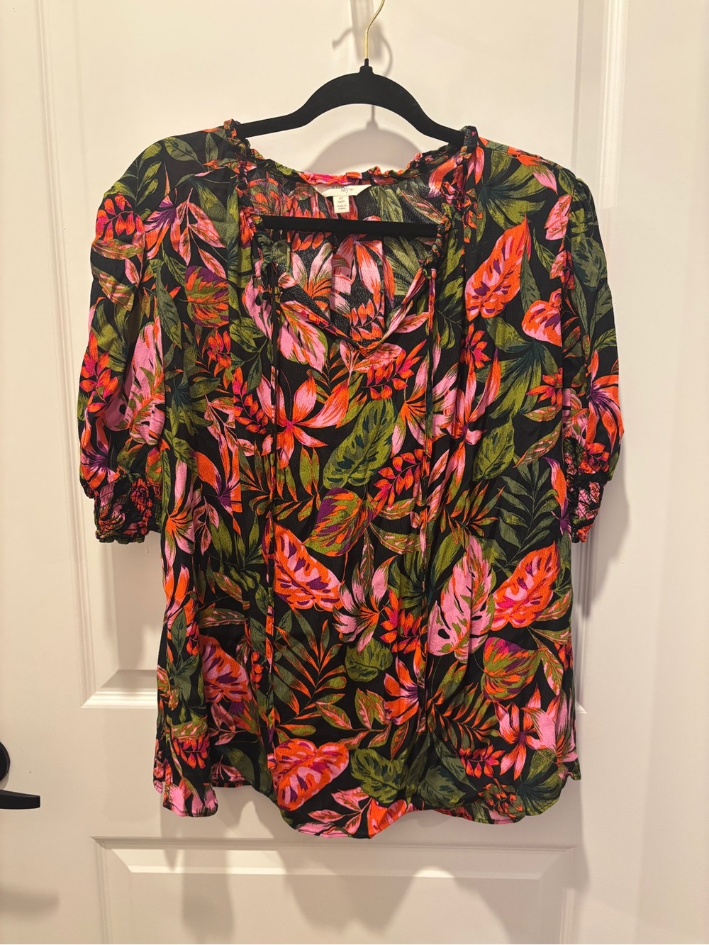 Terra & Sky Tropical Tie-Neck Blouse in Black, Pink & Green